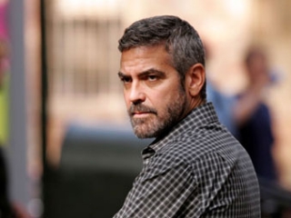 Новое фото: Джордж Клуни и его самая взрослая поклонница