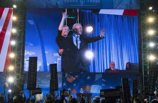 Новый трейлер пятого сезона «Карточного домика»