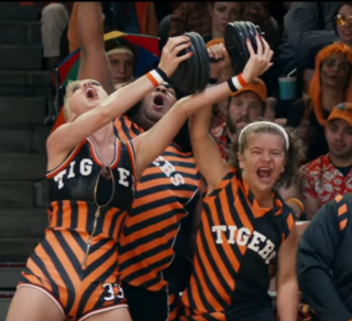 Дастин из «Очень странных дел» и Гора из «Игры престолов» снялись в клипе