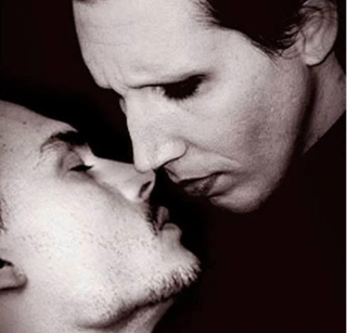 Только для взрослых: клип Мэрилина Мэнсона с Джонни Деппом