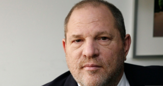 Полиция Нью-Йорка и Лондона открыла дело против продюсера Харви Вайнштейна