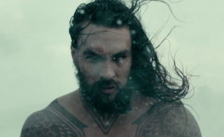 Новая фичуретка Джейсона Момоа в роли Аквамена