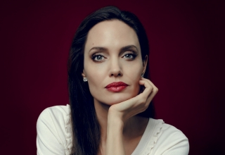 Анджелина Джоли: Особо прекрасна
