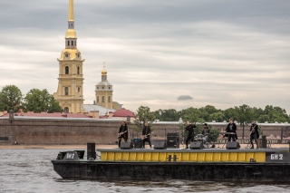 Группа «Би-2» показала клип на саундтрек к «О чём говорят мужчины. Продолжение»