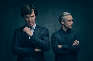 Новый кадр: Бенедикт Камбербатч и Мартин Фриман в сериале «Шерлок»