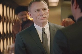 Дэниел Крэйг в образе Джеймса Бонда в рекламном ролике Heineken (ВИДЕО)