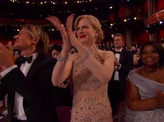 Николь Кидман объяснила, почему так странно аплодировала на «Оскаре»