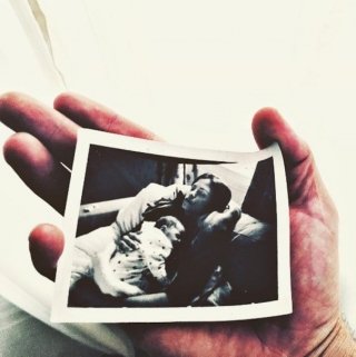 День матери: знаменитости поздравляют мам