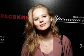 Александра Бортич, Егор Корешков, Джиган, Скруджи, Фараон и другие звёзды на премьере фильма «2рас: Легенда»