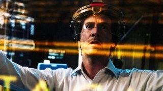 Первый трейлер фантастического триллера «Репродукция» с Киану Ривзом в главной роли