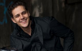 Милош Бикович готовится к роли Николы Теслы