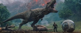 В сети появился новый дублированный трейлер «Мира Юрского периода 2»