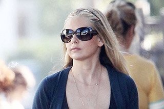 Сара Мишель Геллар рассматривает возвращение на телевидение в комедийном сериале