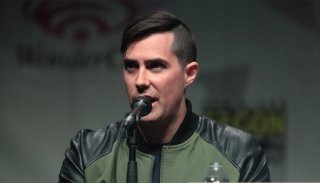 Режиссер «Рэмпейджа» экранизируют комикс «В небо»