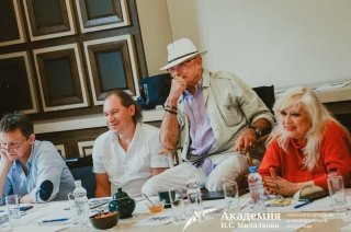 Никита Михалков провёл кастинг актёров в Академию кинематографического и театрального искусства