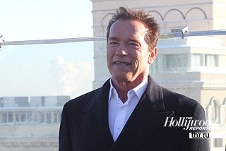 Арнольд Шварценеггер возвращается в бодибилдинг в качестве журналиста