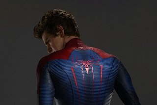 Два плаката «Нового Человека-паука»