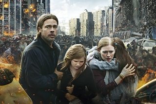 Брэд Питт спасается бегством на международном постере «Войны миров Z»