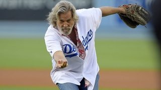 Джефф Бриджес отдал дань Чуваку из «Большого Лебовски»