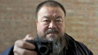 Китайский художник Ай Вэйвэй поставит фильм по скайпу
