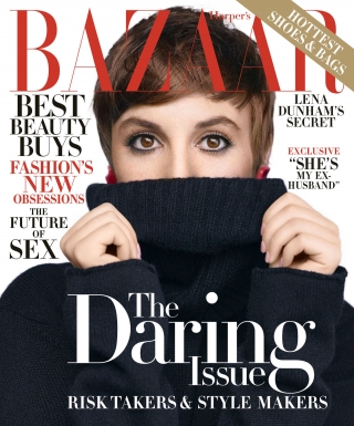 Девушка дня: Лина Данэм снялась топлесс для Harper’s Bazaar