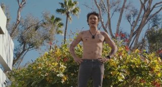 Новый трейлер: «Почему он?» с Джеймсом Франко и Брайаном Крэнстоном